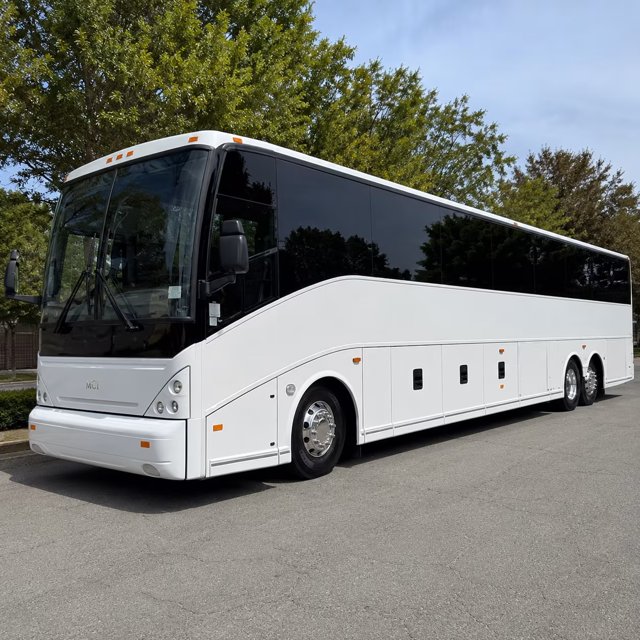 busrentaldesoto com is ready to get your group to dallas love field without the hassle