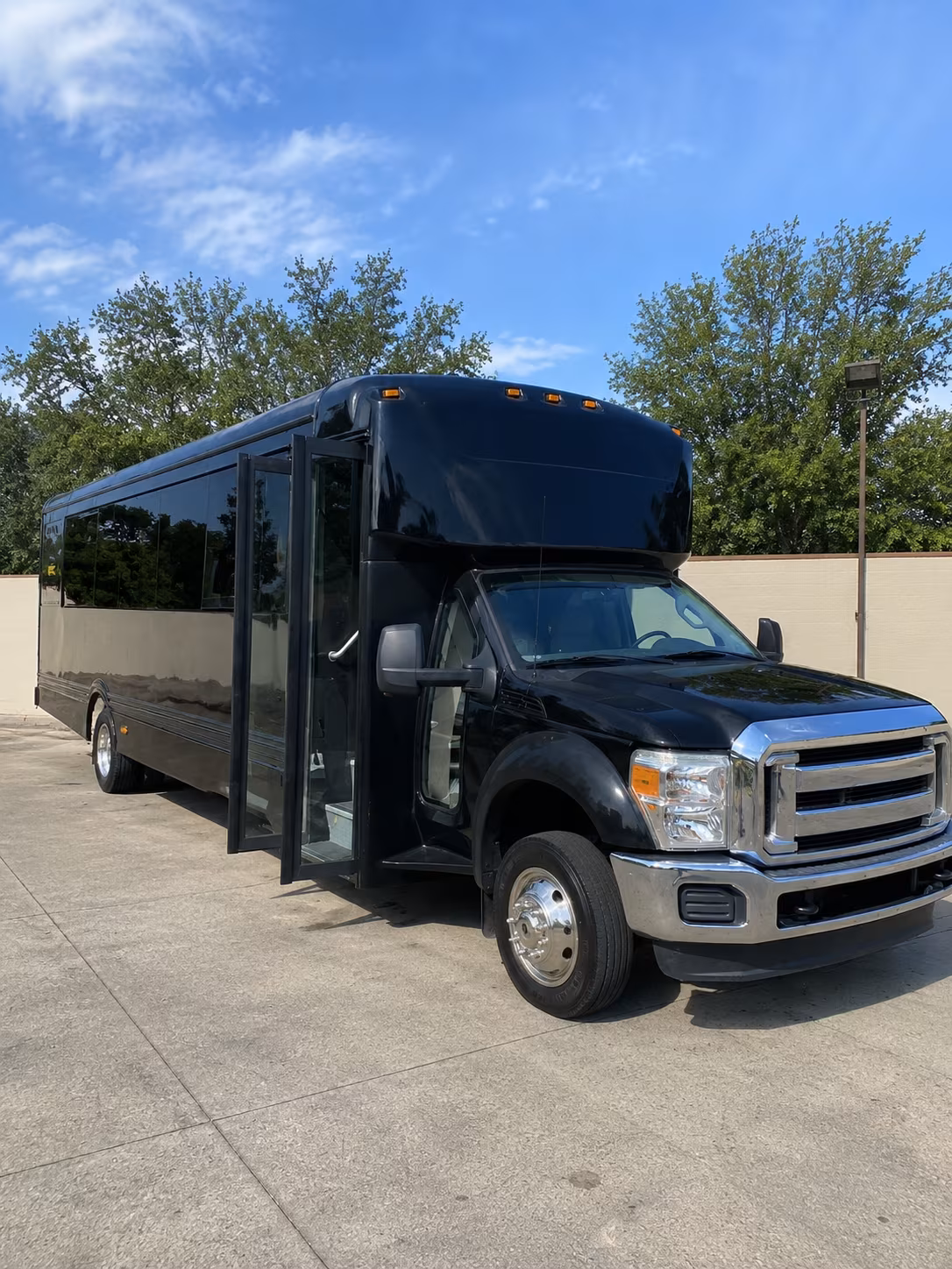 desoto 20 passenger party bus
