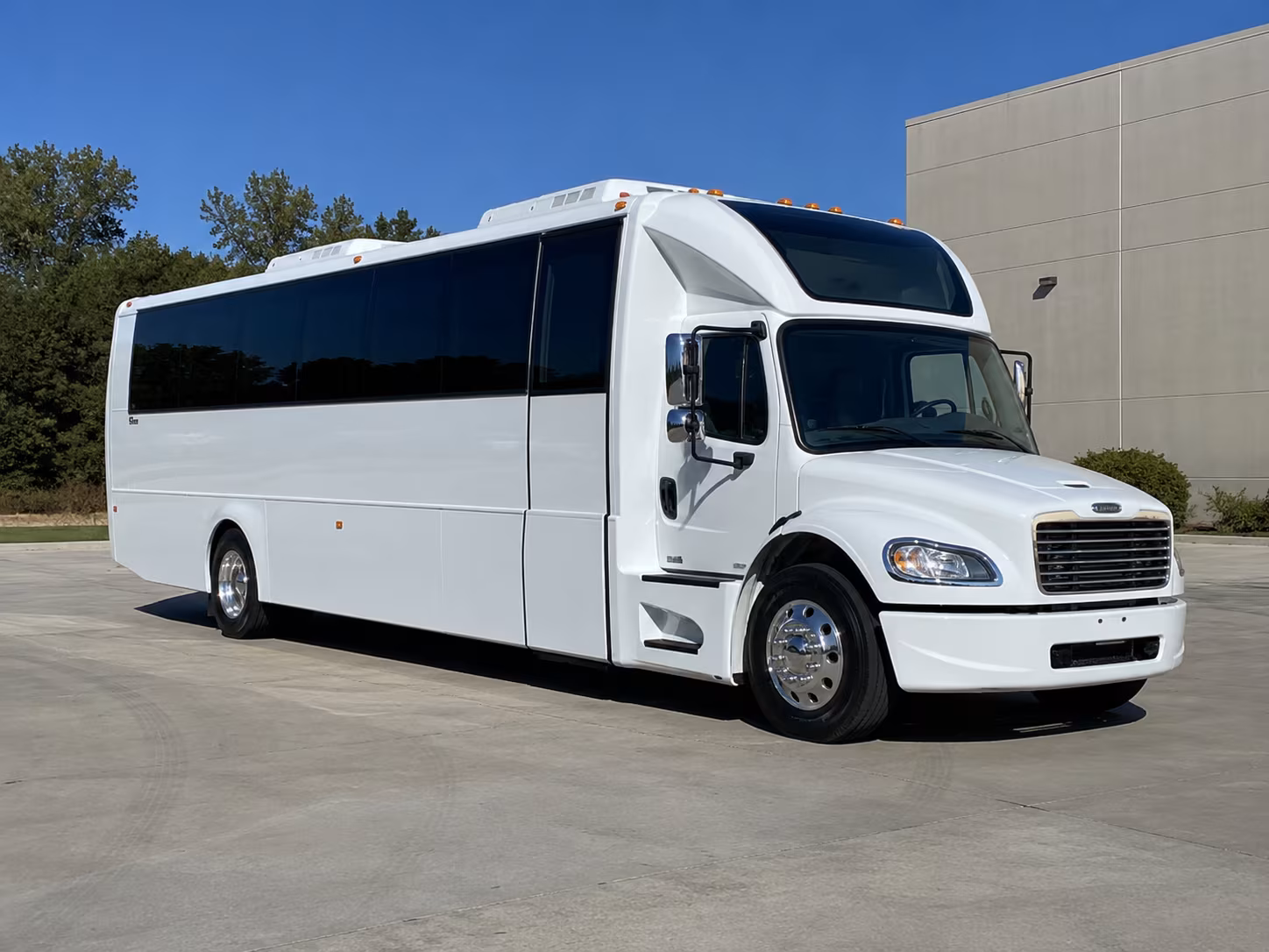 desoto 28 passenger party bus