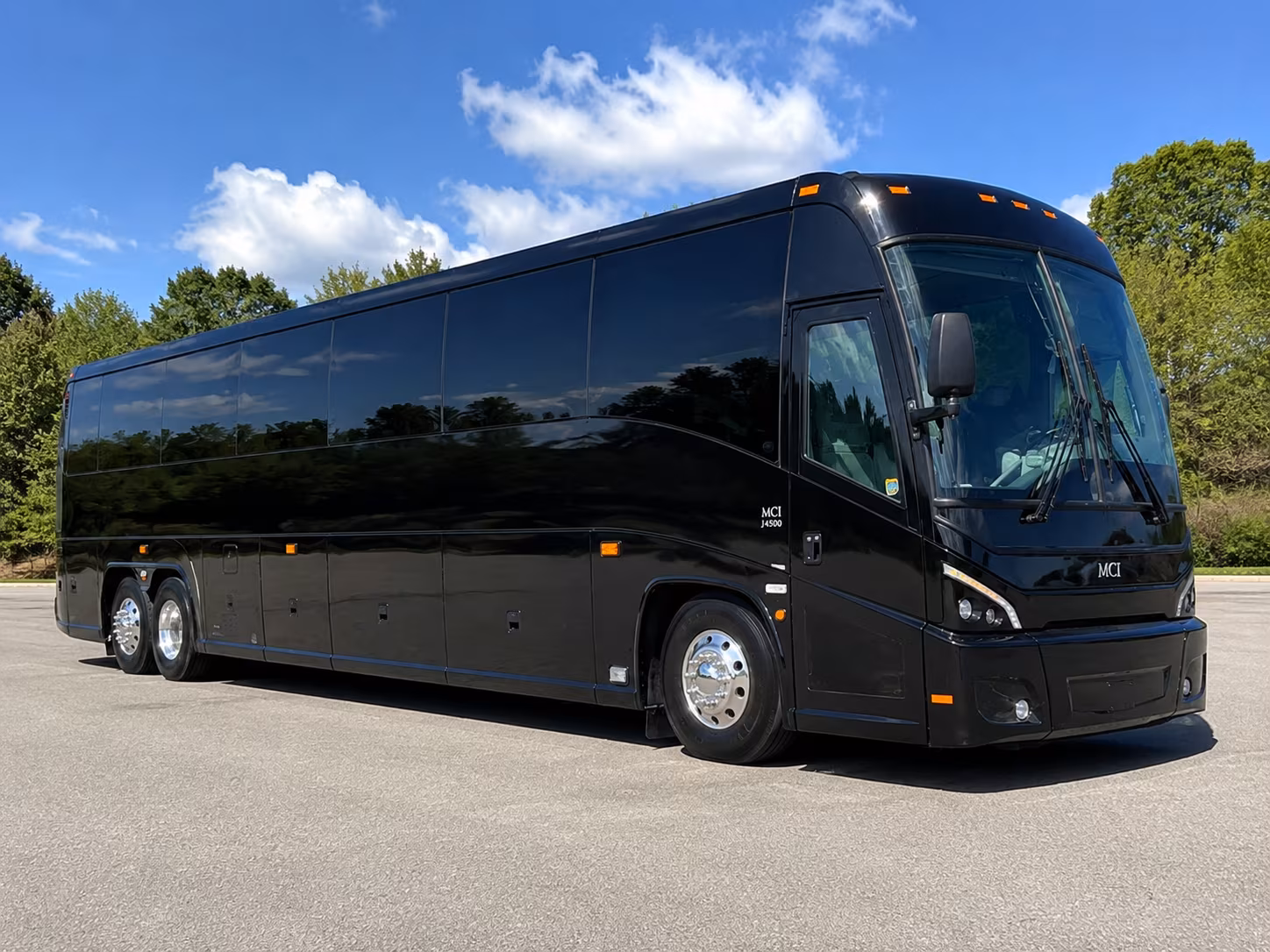 shuttle your guests between desoto hotels and your ceremony venue